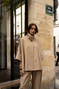 Short Cape in Beige
