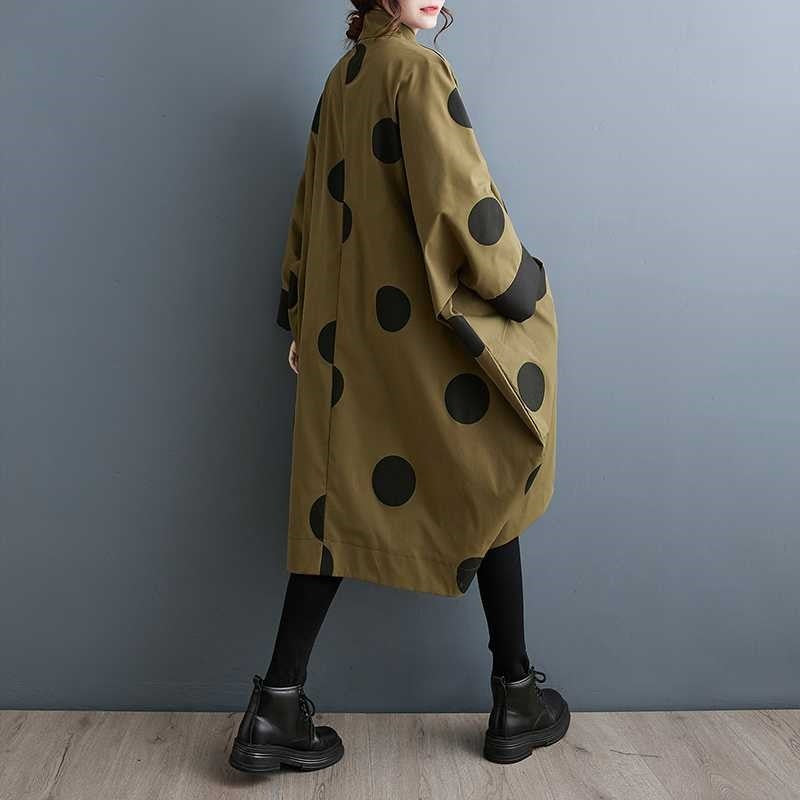 Spotted raincoat in Olive